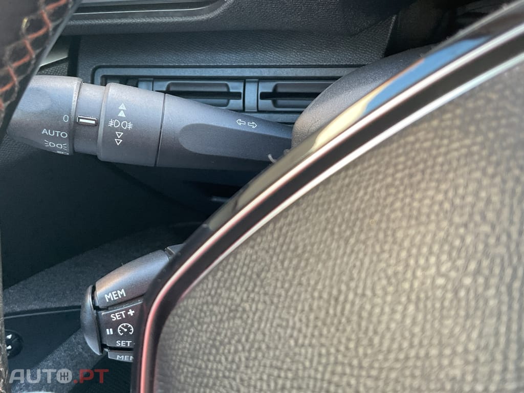 Peugeot 3008 1.6 BlueHDi Active