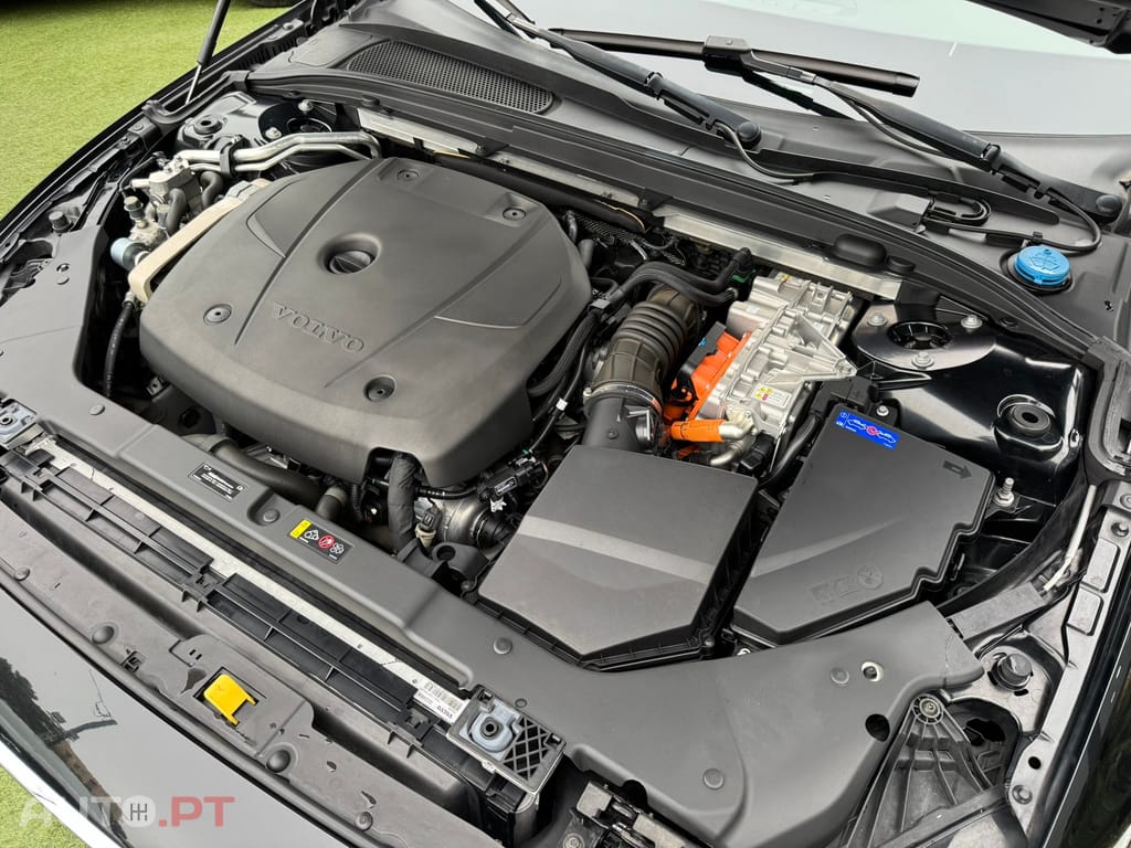Volvo V60 2.0 T6 AWD TE Inscription Expression