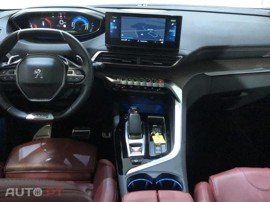 Peugeot 3008 1.6 Hybrid4 GT Pack e-EAT8