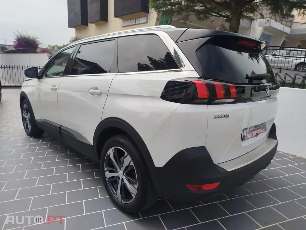 Peugeot 5008 BlueHDI 120 EAT6 Stop & Start Allure