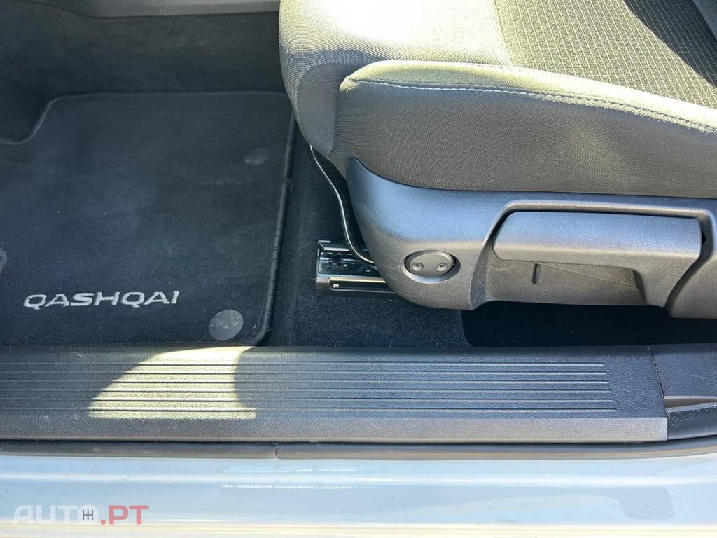 Nissan Qashqai 1.3 DIG-T N-Connecta