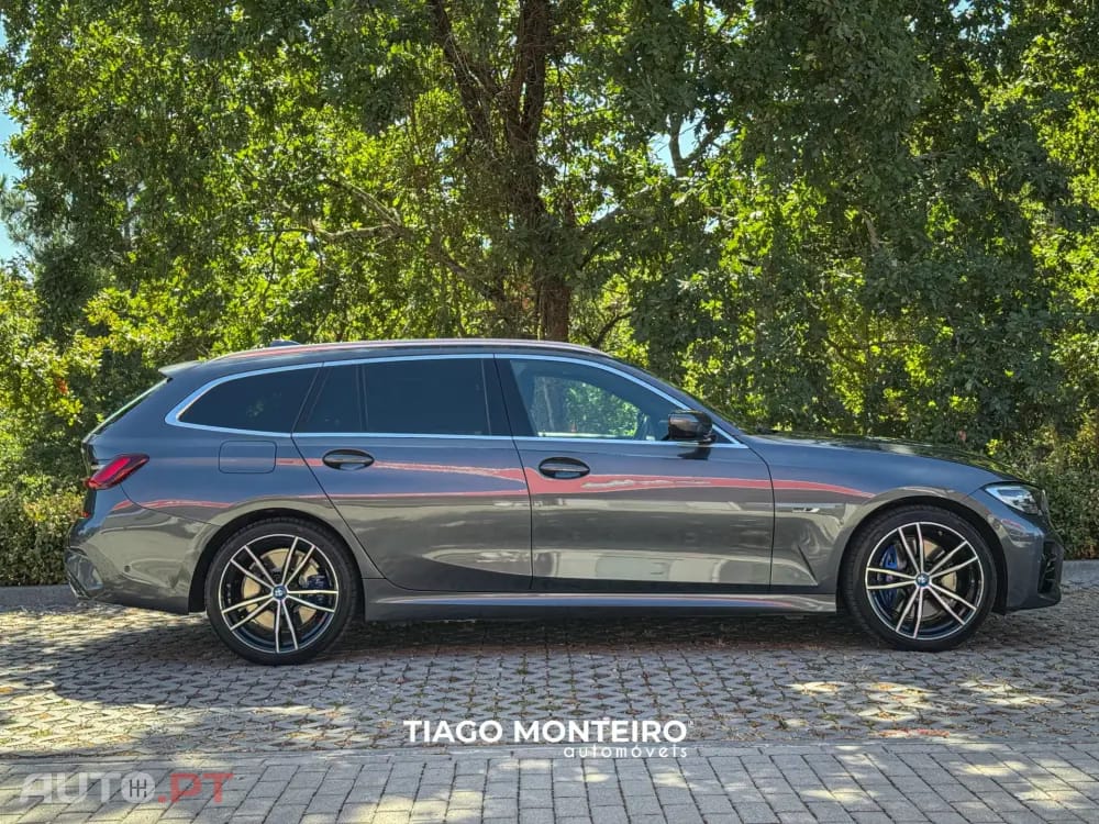BMW 330 e Pack Desportivo M Auto