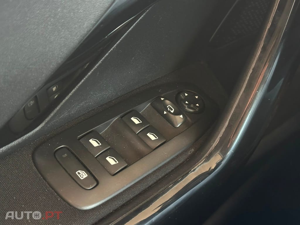 Peugeot 208 1.5 BlueHDi Allure Pack