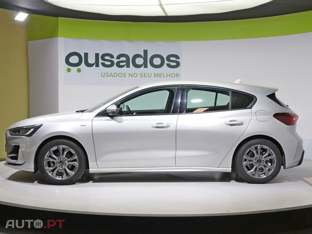 Ford Focus 1.0 EcoBoost MHEV ST-Line