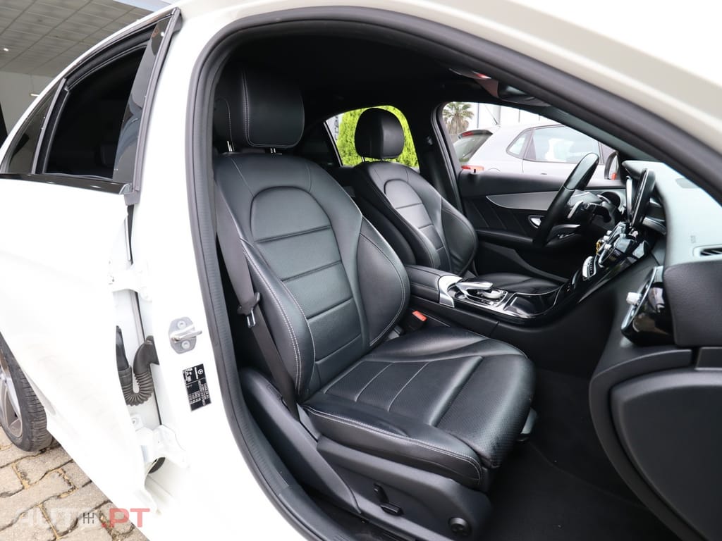 Mercedes-Benz C 300 BlueTEC Hybrid AMG Line