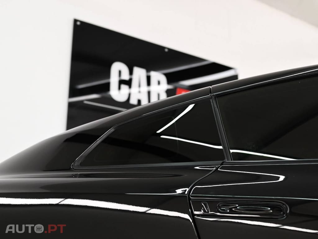 Nissan GT-R 3.8 V6 Black Edition