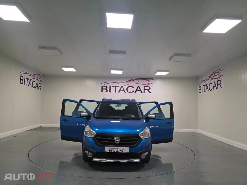 Dacia Lodgy 1.5 dCi Stepway 7L