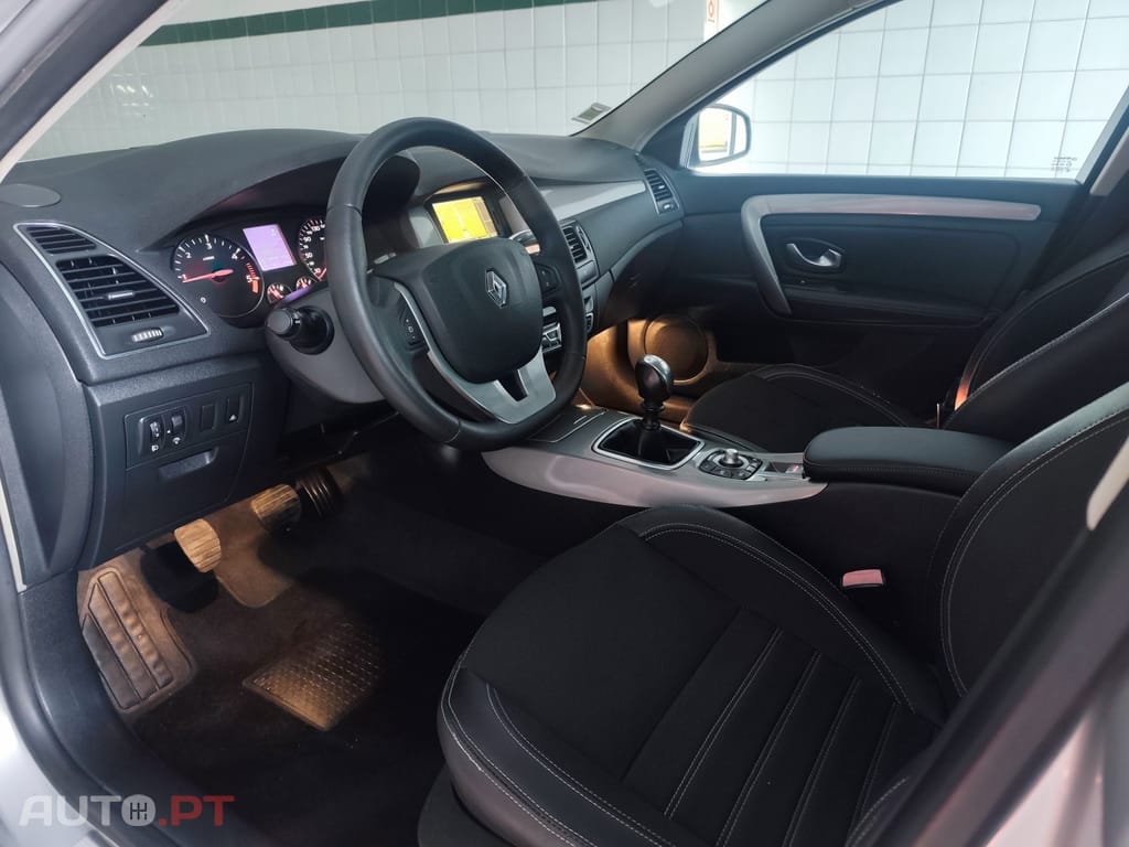 Renault Laguna Break 2.0 DCi Dynamique S 4control