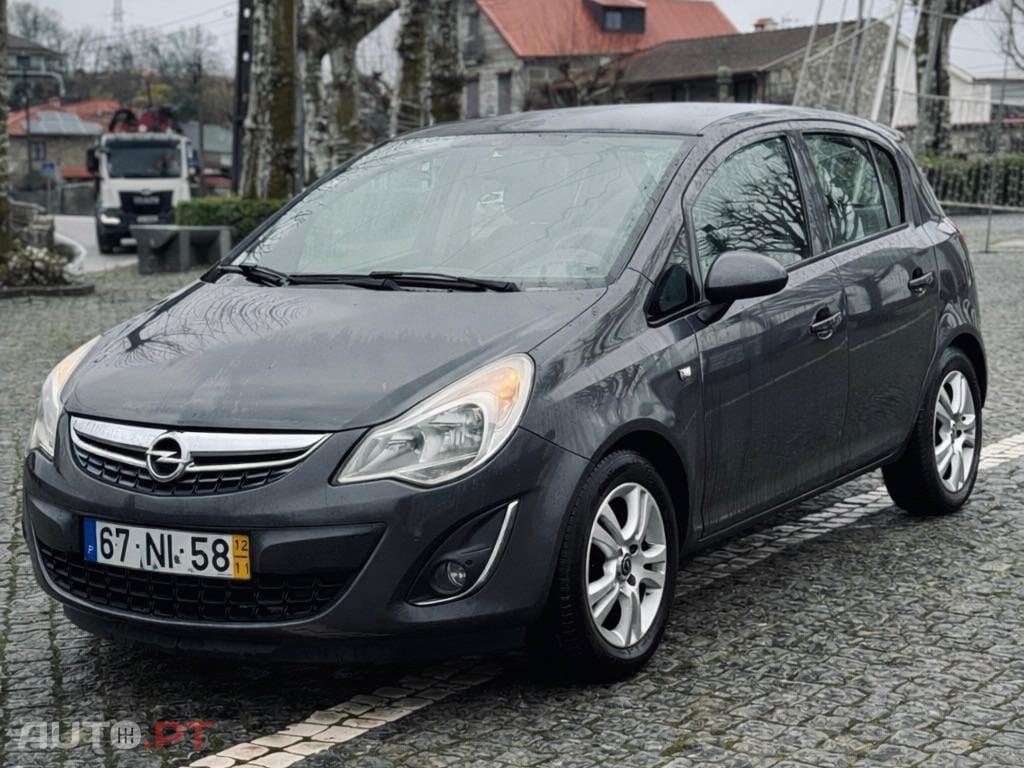 Opel Corsa 1.2 Enjoy
