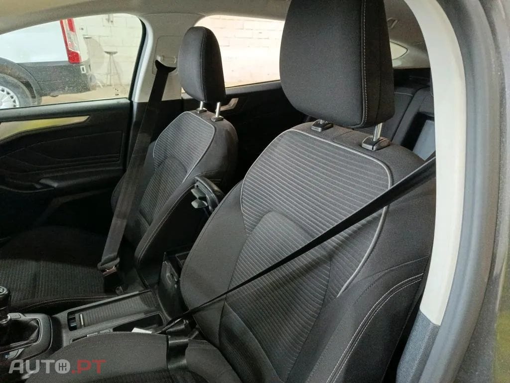 Ford Focus SW 1.5 TDCi EcoBlue Titanium