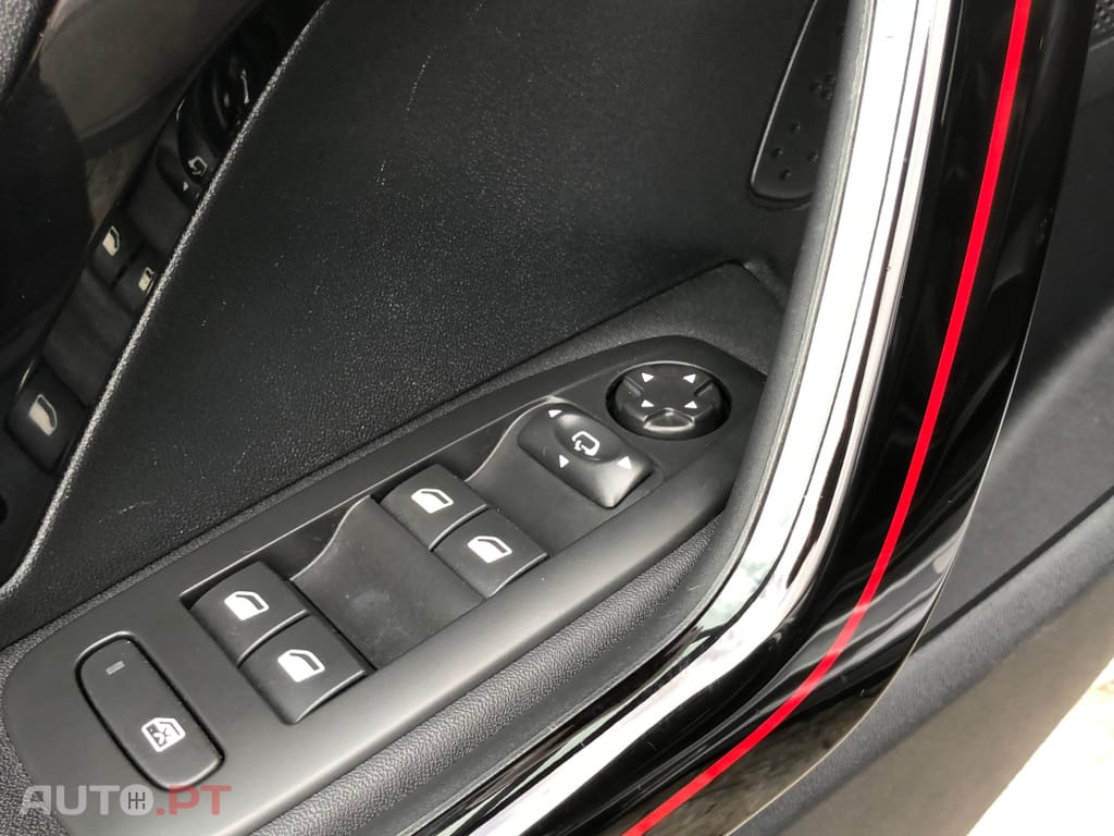 Peugeot 2008 1.2 PureTech GT Line