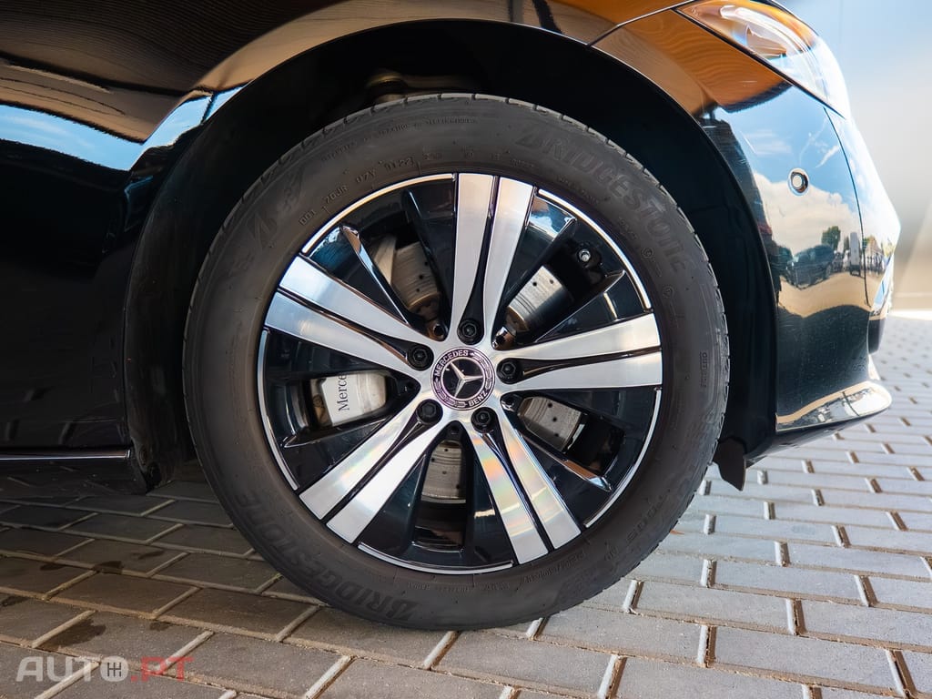 Mercedes-Benz C 300 e T 9G-TRONIC Avantgarde Advanced