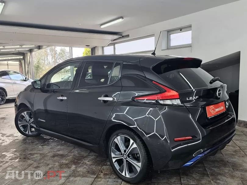 Nissan Leaf N-Connecta Full Led