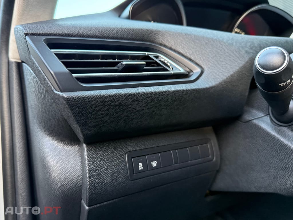 Peugeot 308 1.6 BlueHDi Allure