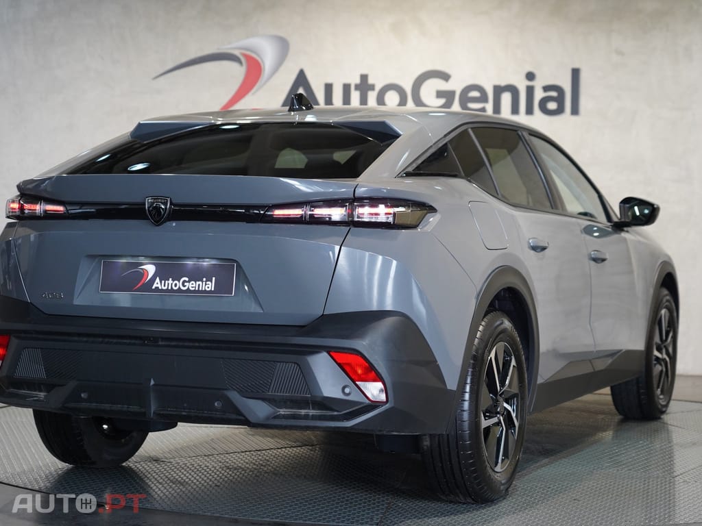 Peugeot 408 1.2 PureTech Allure EAT8