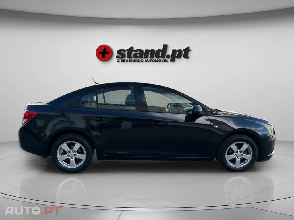 Chevrolet Cruze 1.6 LS
