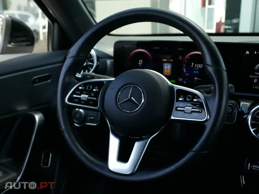 Mercedes-Benz A 250 e Progressive