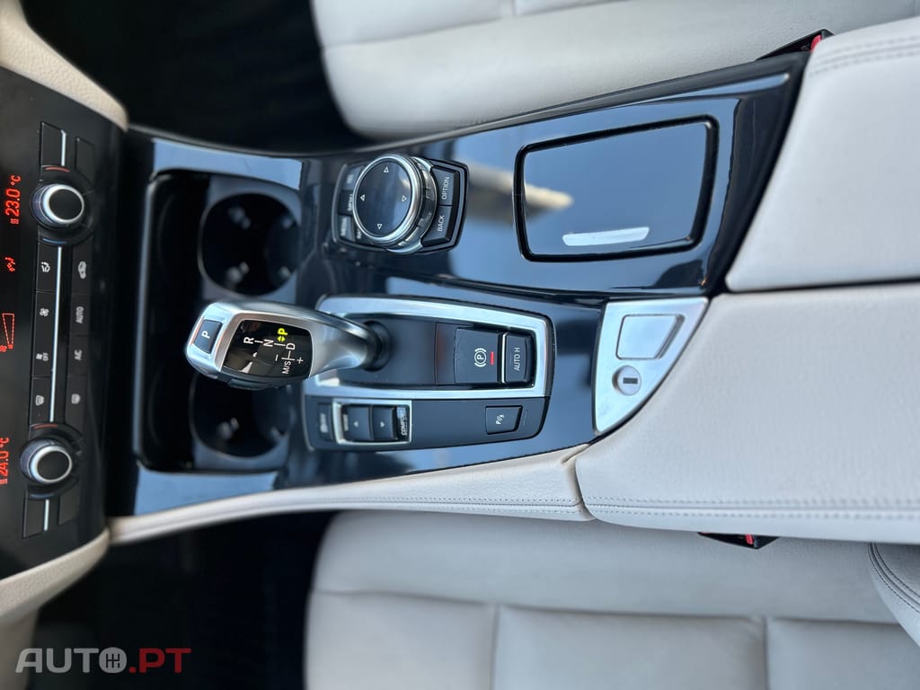 BMW 520 DA LINE LUXURY