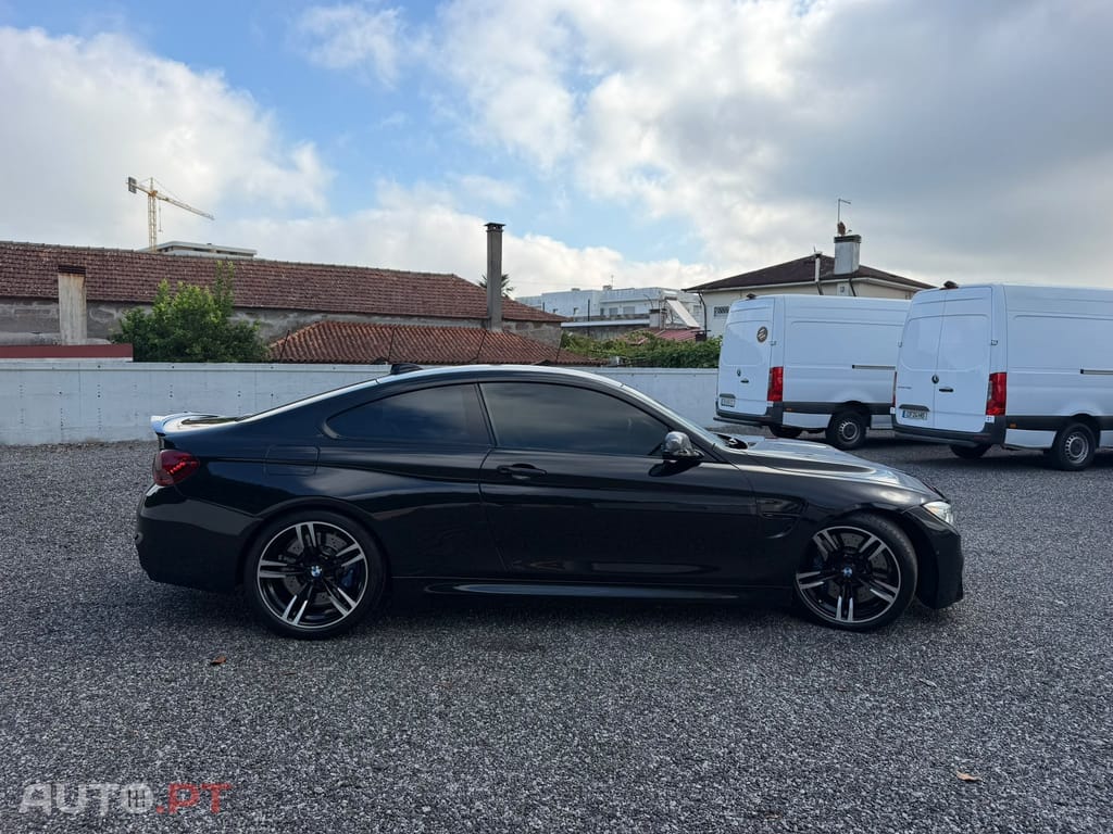 BMW M4 Auto