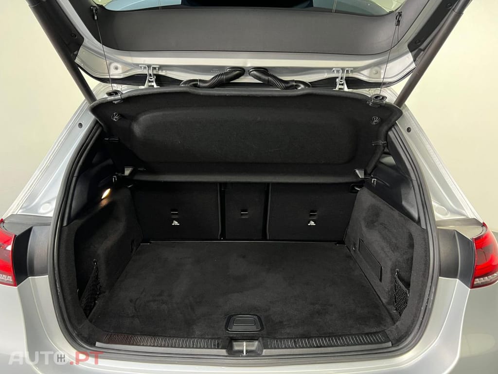 Mercedes-Benz B 180 d Auto