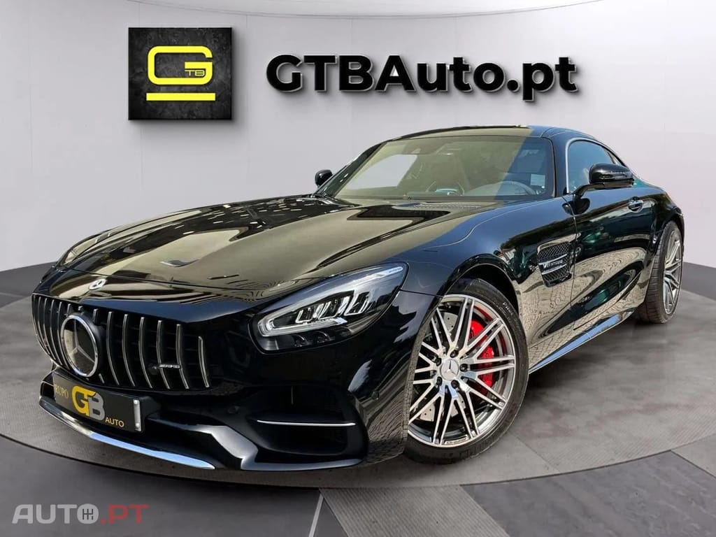 Mercedes-Benz AMG GT Coupe  V8 