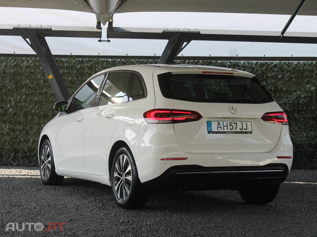 Mercedes-Benz B 250 e Style Plus