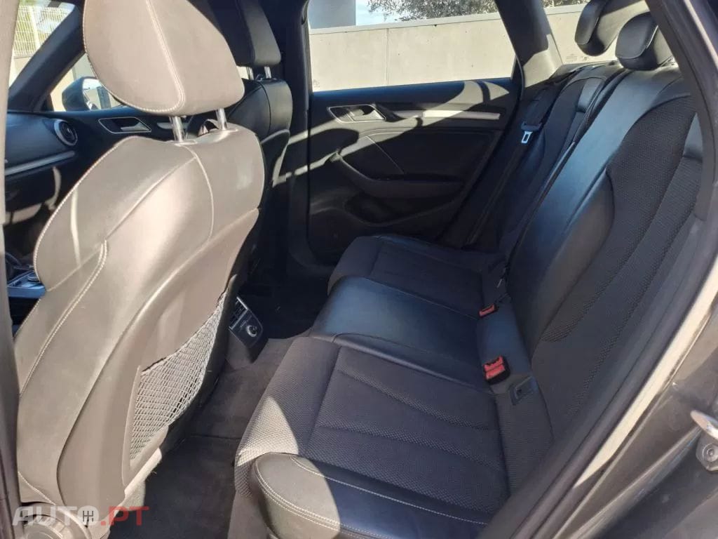 Audi A3 Sportback 2.0 TDi S-line