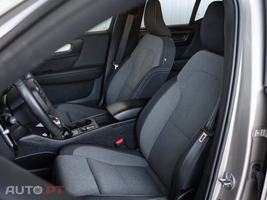 Volvo XC40 1.5 T4 PHEV Core