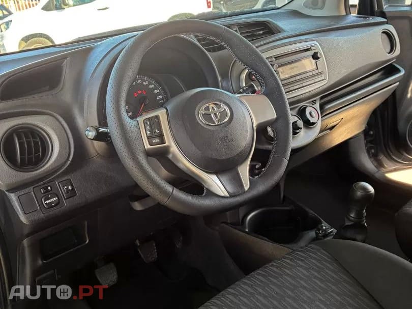 Toyota Yaris 1.0 VVT-i Comfort+AC