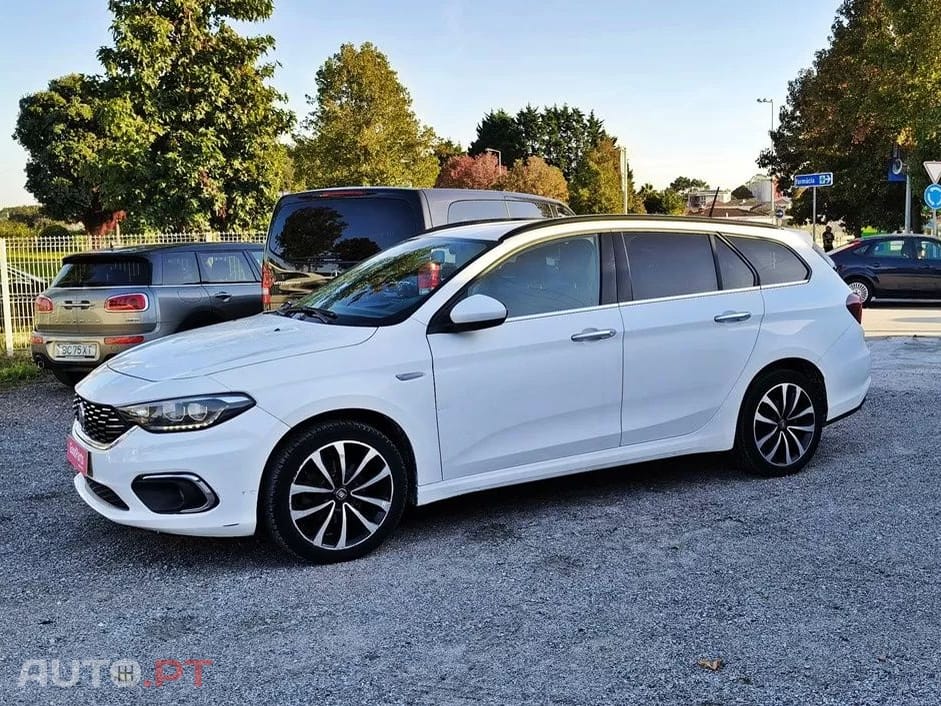 Fiat Tipo 1.3 M-Jet Lounge Tech