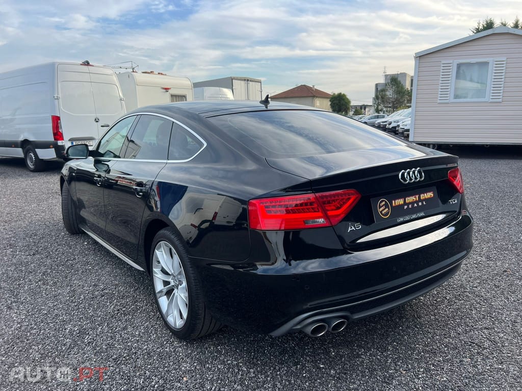 Audi A5 2.0 TDi Multitronic S-line