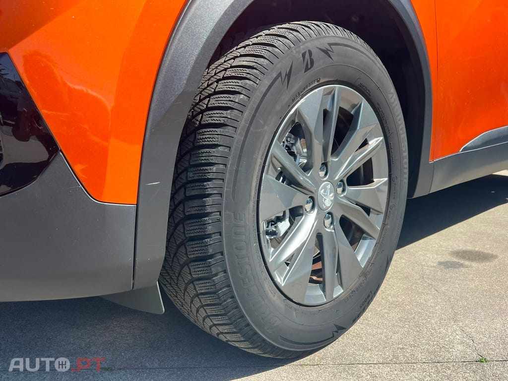 Peugeot E-2008 50 kWh Active Pack