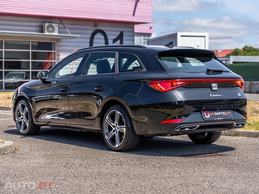 Seat Leon ST 1.5 e-Hybrid DSG FR Black Edition