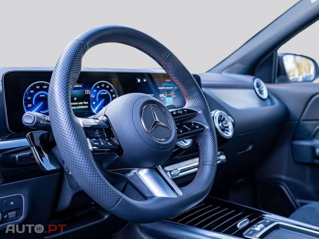Mercedes-Benz EQA I.V.A DEDUTIVEL 350 4M AMG-Sport 