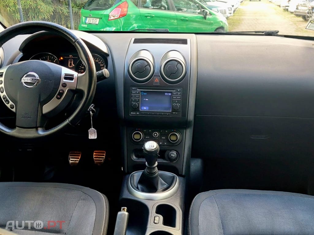 Nissan Qashqai 1.5 dCi Tekna Premium 17