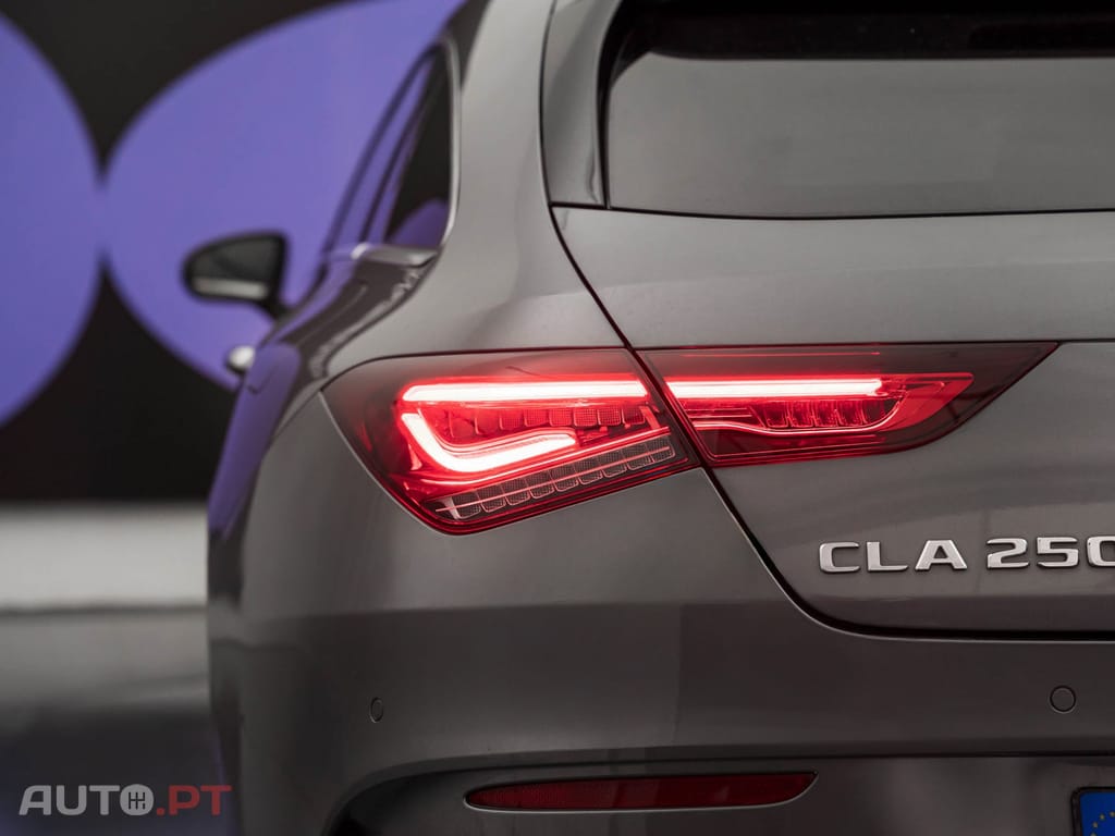 Mercedes-Benz CLA 250 e Shooting Brake AMG Line