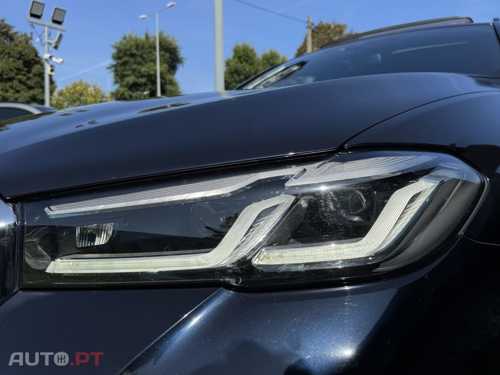 BMW 530 e Pack Desportivo M