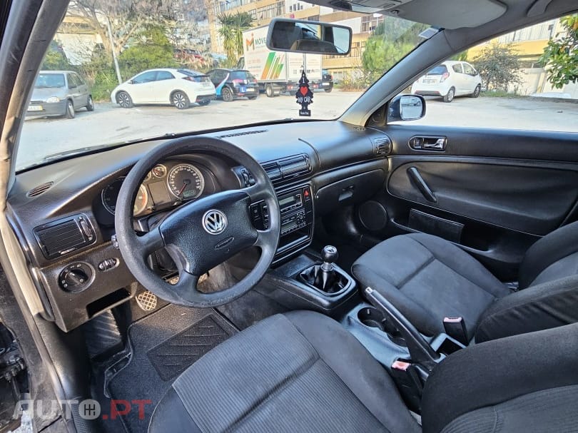 Volkswagen Passat 1.9 TDi Highline