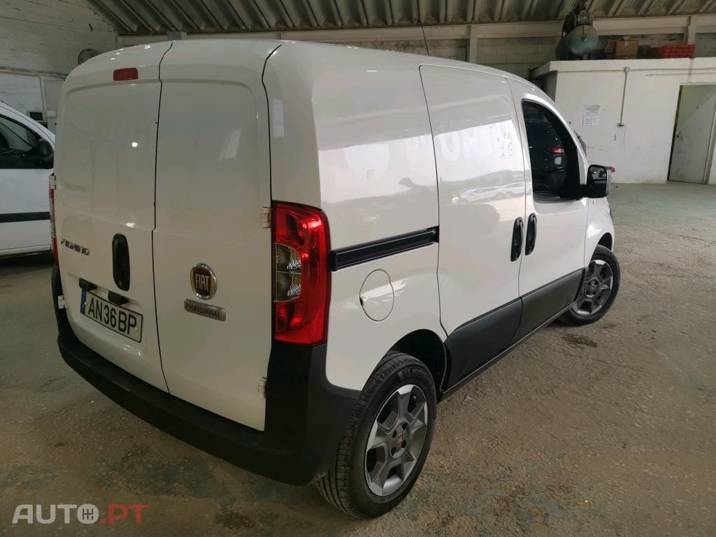 Fiat Fiorino FIORINO 1.3 M-jet Adventure