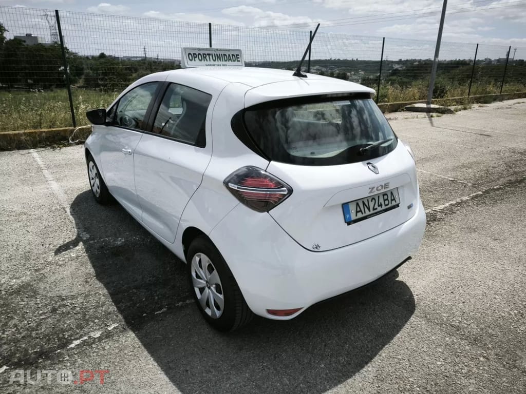 Renault Zoe (c/ Bateria) Zen 50 — fotografia 5