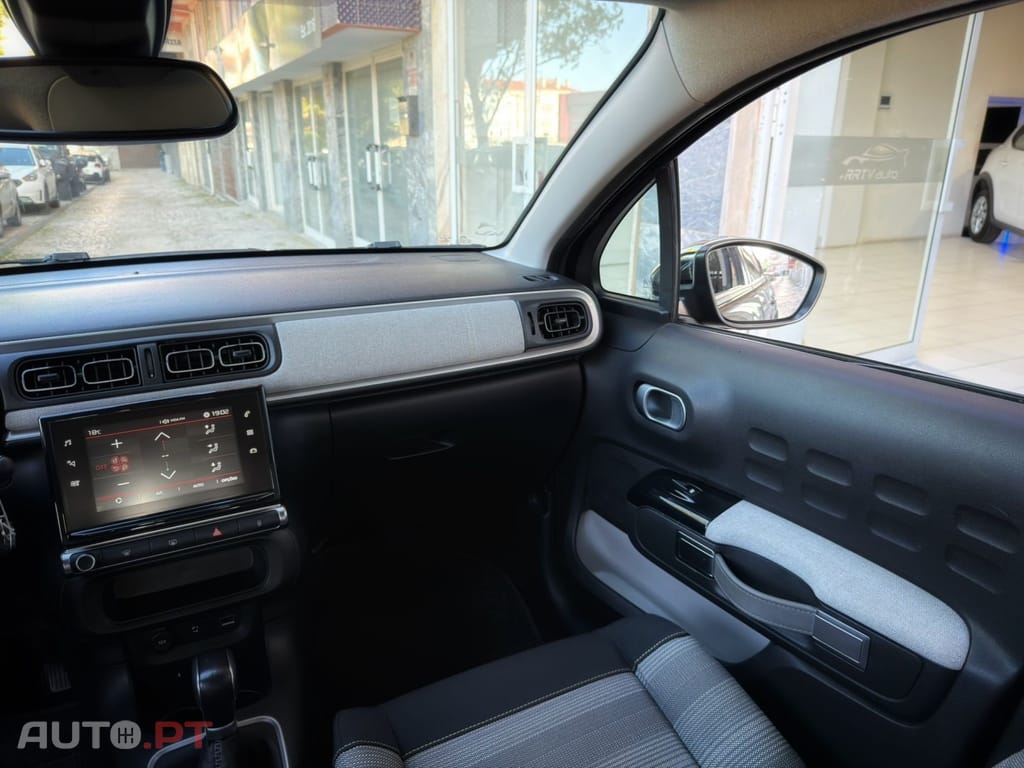 Citroen C3 1.2 PureTech Shine EAT6