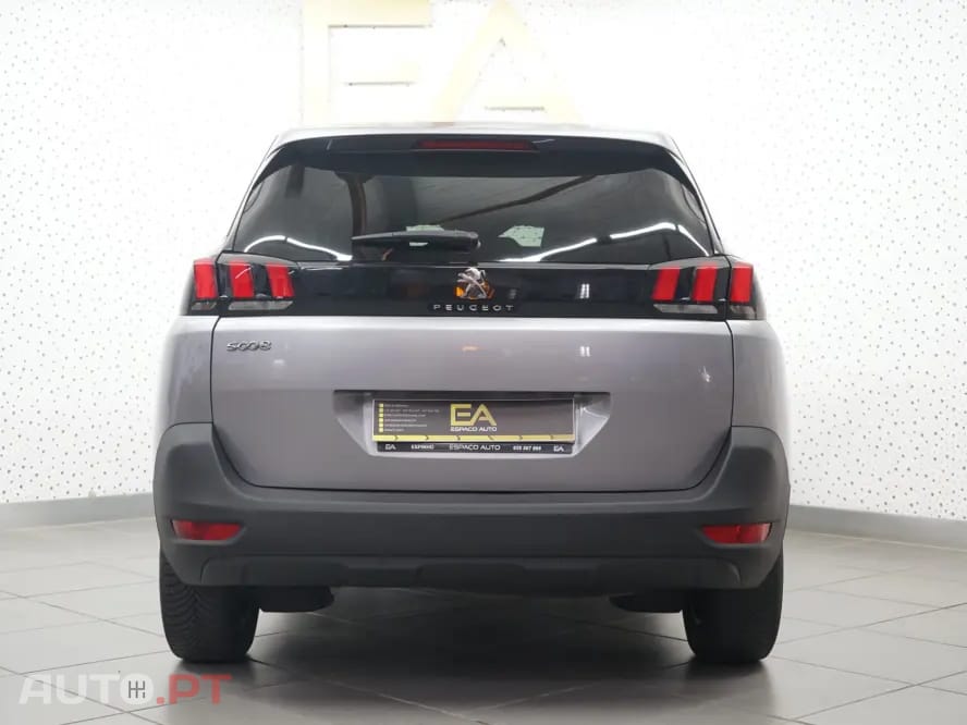 Peugeot 5008 1.5 BlueHDi Allure EAT8