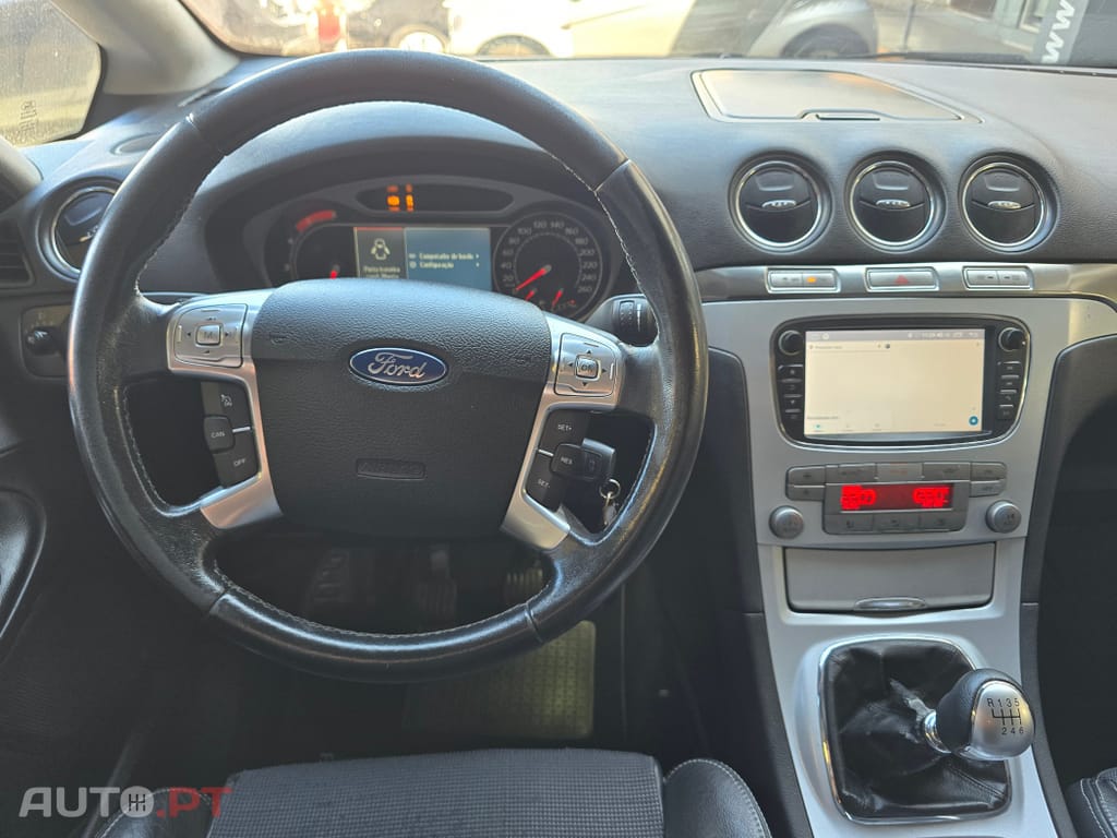 Ford S-Max 2.0 TDCi Titanium 7L