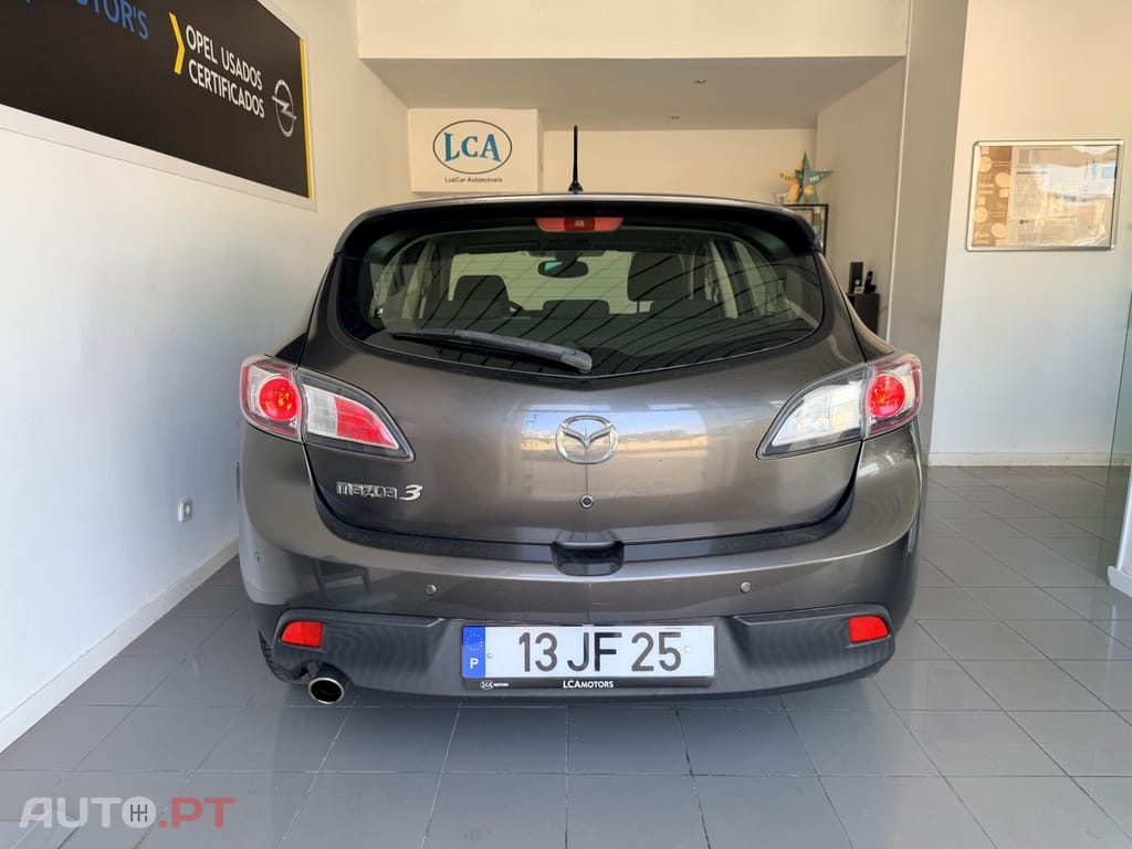 Mazda 3 MZ-CD 1.6 Exclusive Plus — fotografia 11