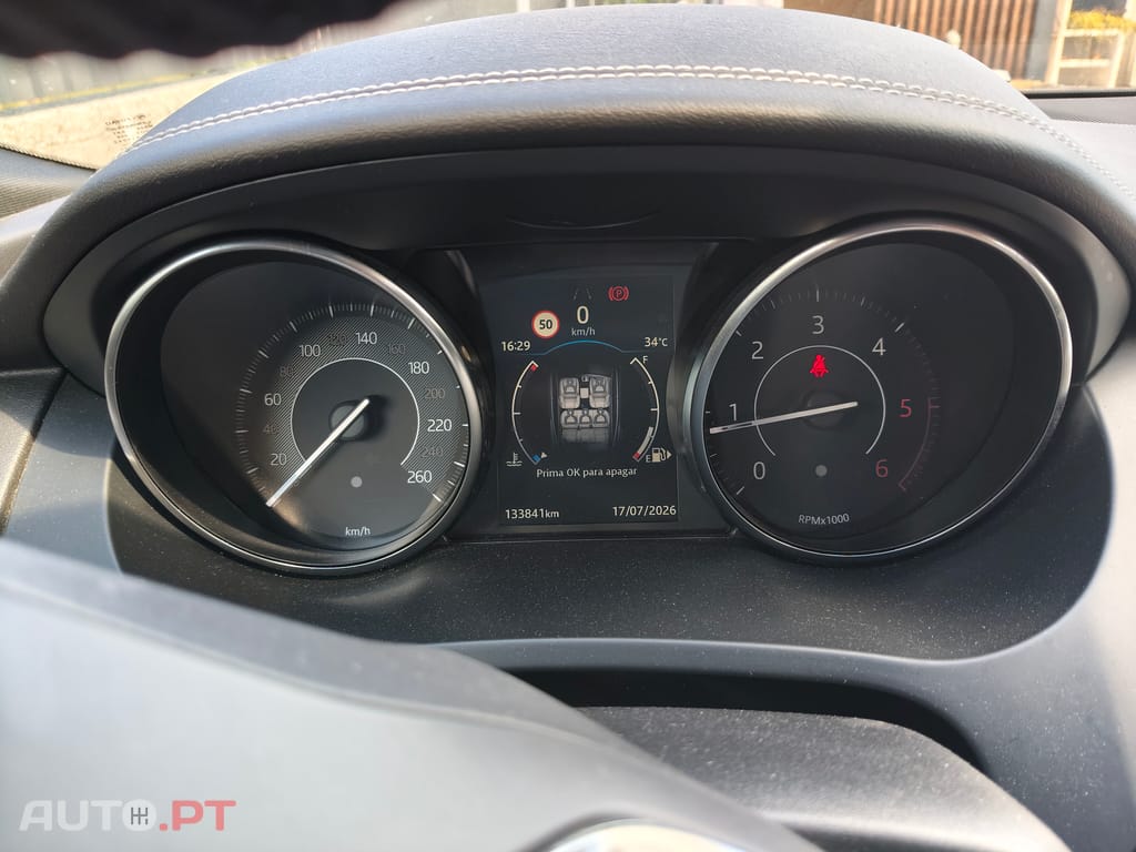 Jaguar E-Pace S dynamic