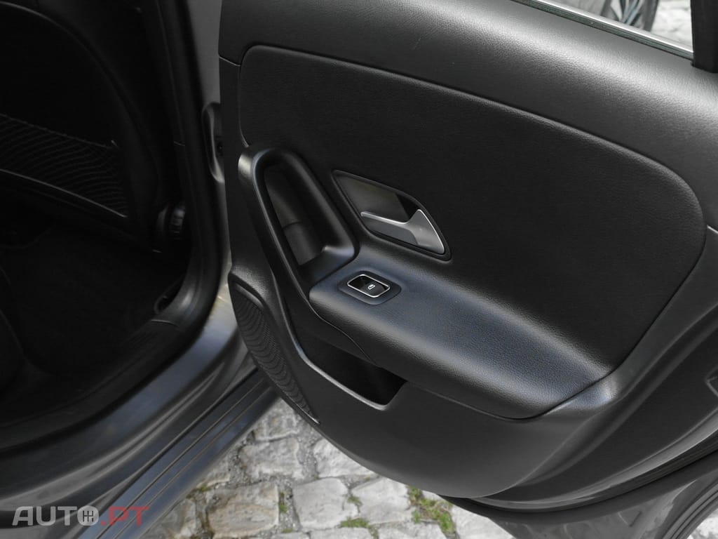 Mercedes-Benz A 180 d Progressive