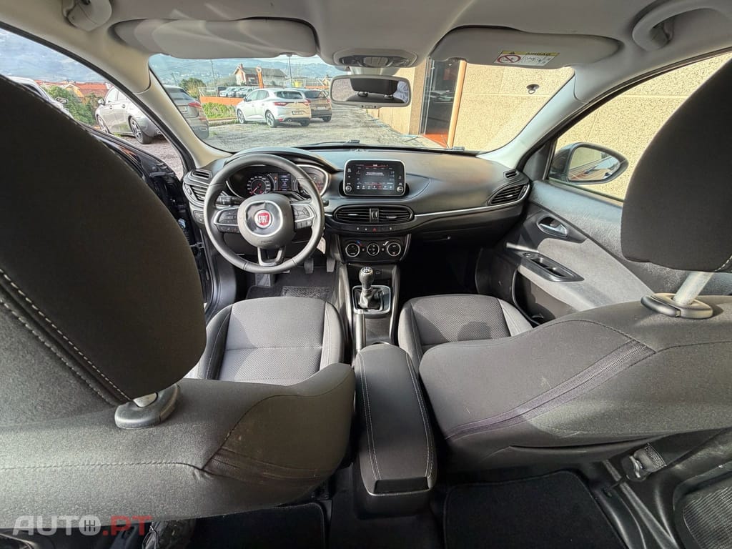 Fiat Tipo 1.3 M-Jet Easy