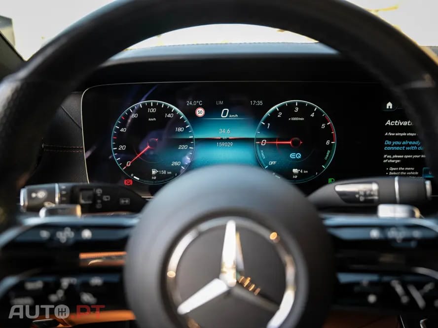 Mercedes-Benz E 300 de 4Matic 9G-TRONIC AMG Line