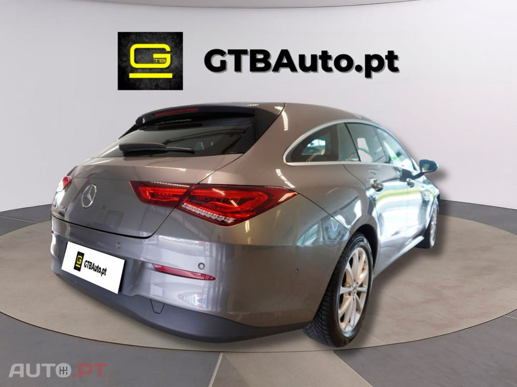 Mercedes-Benz CLA 180 I.V.A DEDUTÍVEL d Shooting Brake