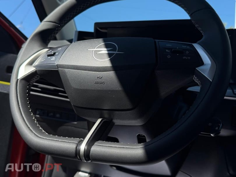 Opel Frontera 1.2 Hybrid Edition eDCT